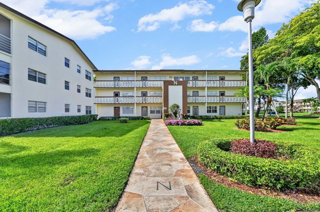 559 Mansfield N, Boca Raton, FL 33434