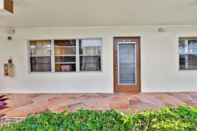 559 Mansfield N, Boca Raton, FL 33434
