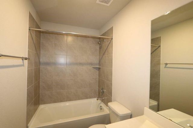 2508 Clydesdale Lane, Alvin, TX 77511