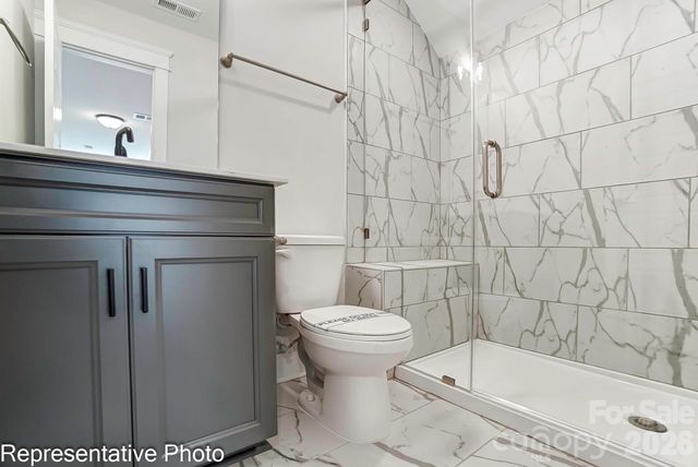 13118 Foxberry Road, Charlotte, NC 28213