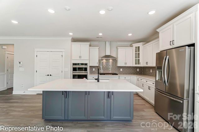 13118 Foxberry Road, Charlotte, NC 28213