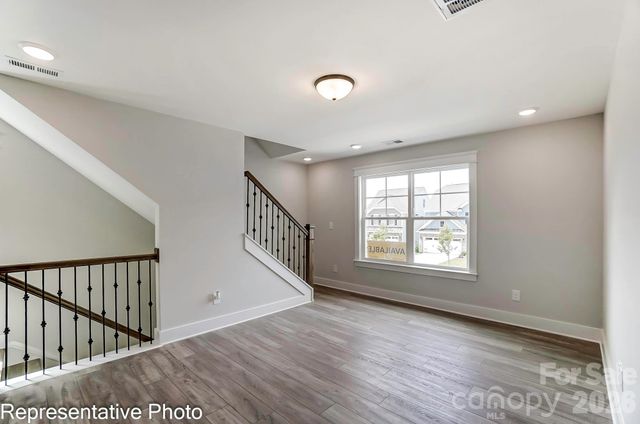 13118 Foxberry Road, Charlotte, NC 28213