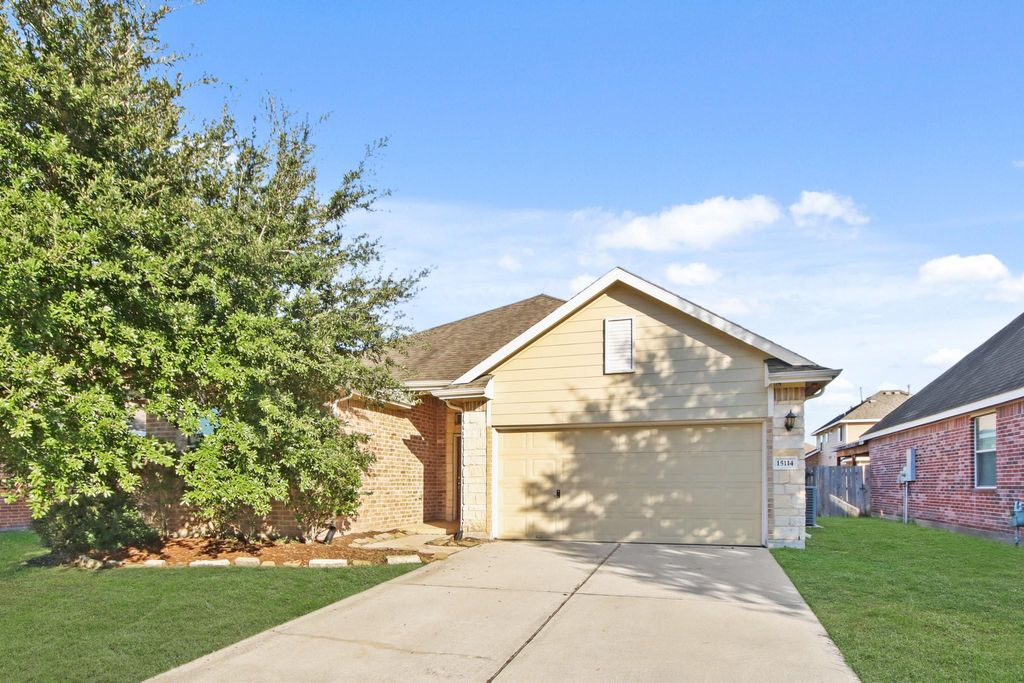 15114 Cave Creek Drive, Humble, TX 77346