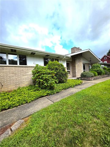 4765 State Route 981, Avonmore, PA 15618