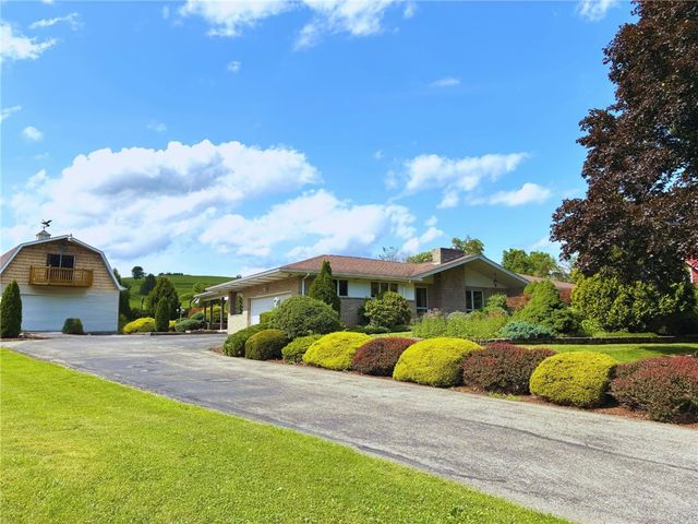 4765 State Route 981, Avonmore, PA 15618