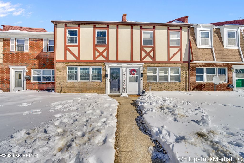 31 Briar Mills Drive, Brick, NJ 08724
