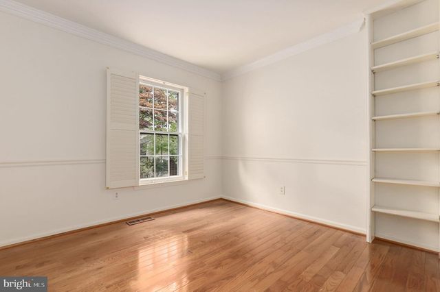 20129 DARLINGTON DR, Montgomery Village, MD 20886