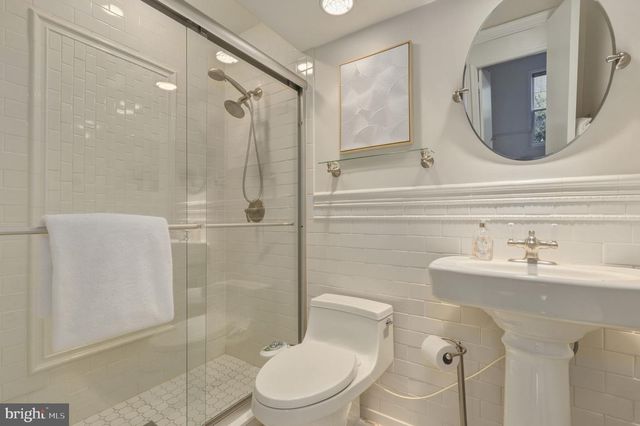 20129 DARLINGTON DR, Montgomery Village, MD 20886