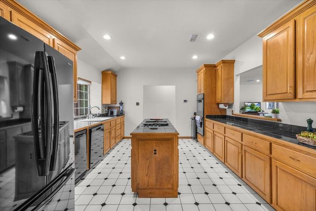 353 Hidden Meadow Court, Rhome, TX 76078