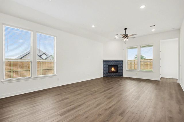 13503 Leeward Edge Drive, Texas City, TX 77510