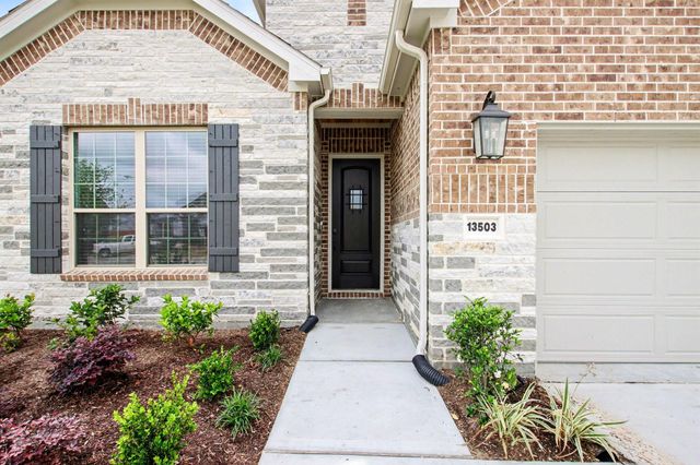 13503 Leeward Edge Drive, Texas City, TX 77510