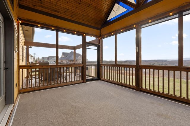 10927 High River Drive, Soddy Daisy, TN 37379