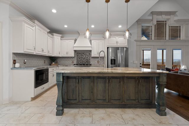 10927 High River Drive, Soddy Daisy, TN 37379