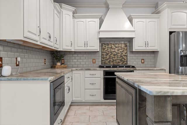 10927 High River Drive, Soddy Daisy, TN 37379