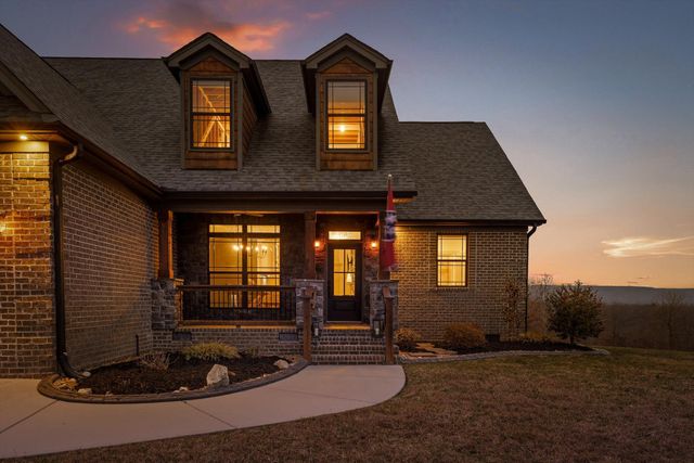 10927 High River Drive, Soddy Daisy, TN 37379