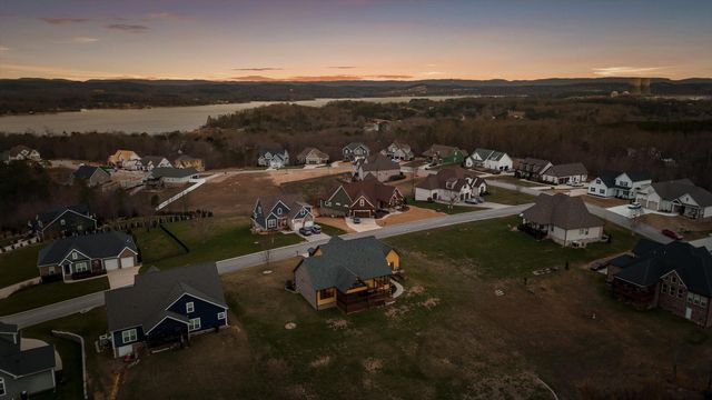 10927 High River Drive, Soddy Daisy, TN 37379