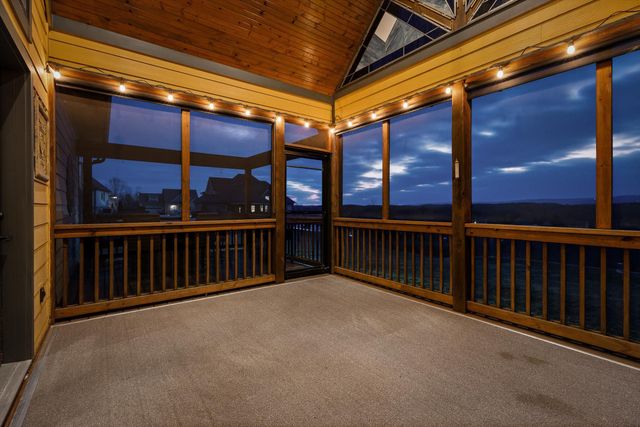 10927 High River Drive, Soddy Daisy, TN 37379