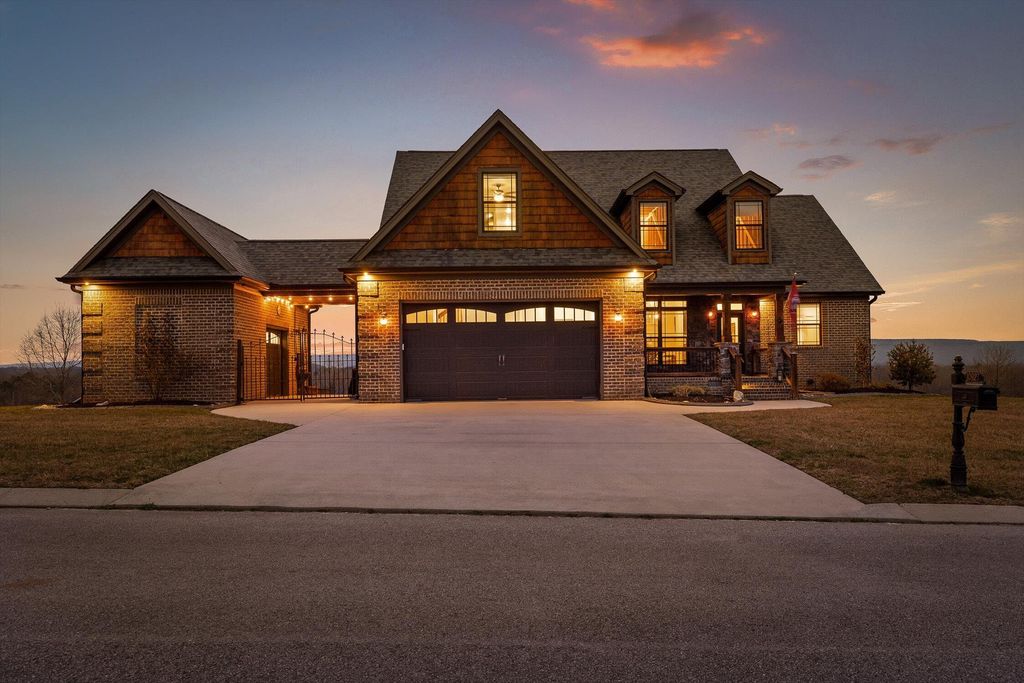 10927 High River Drive, Soddy Daisy, TN 37379