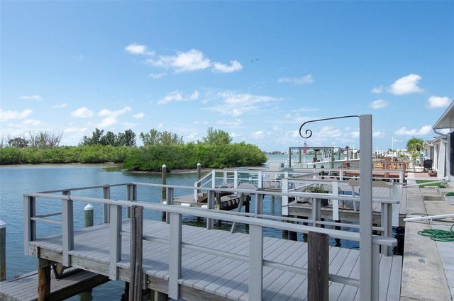 382 BOCA CIEGA POINT BOULEVARD S, St Petersburg, FL 33708