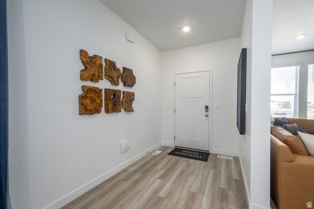 7527 S TOPAZ SKY LN, West Jordan, UT 84081