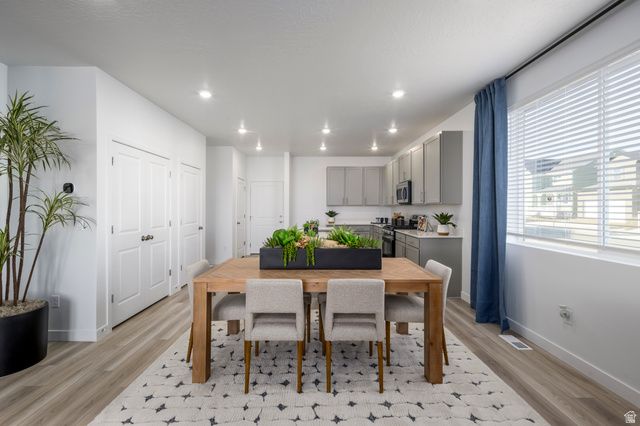 7527 S TOPAZ SKY LN, West Jordan, UT 84081