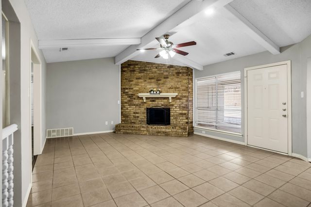5902 Fawn Valley Lane, Rowlett, TX 75089