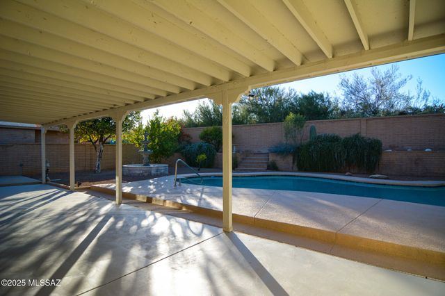 1504 S Logan Drive, Tucson, AZ 85710