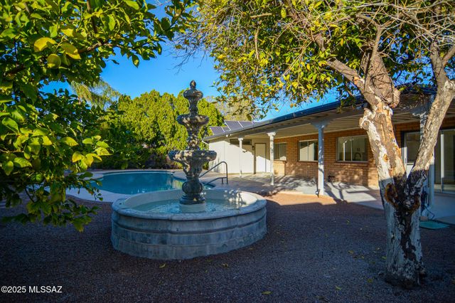 1504 S Logan Drive, Tucson, AZ 85710