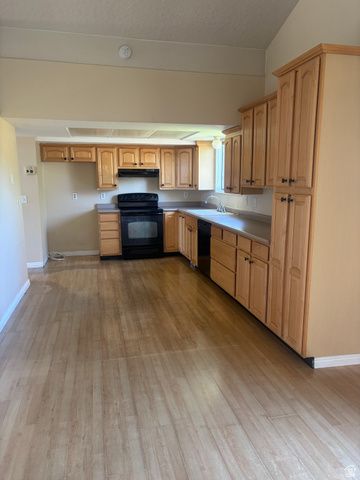 1474 W STERN DR, Salt Lake City, UT 84123