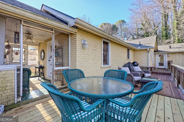 98 Pickett Hill Street, Clayton, GA 30525