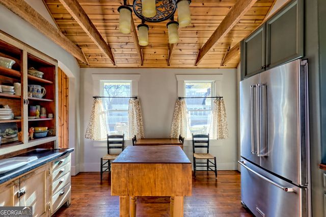 98 Pickett Hill Street, Clayton, GA 30525