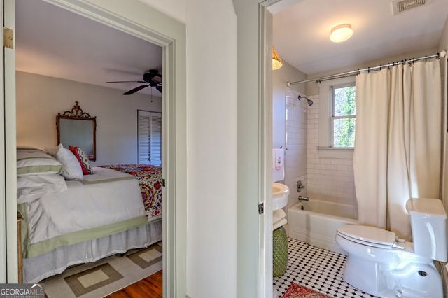 98 Pickett Hill Street, Clayton, GA 30525