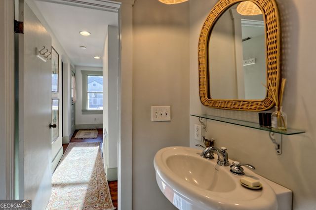 98 Pickett Hill Street, Clayton, GA 30525