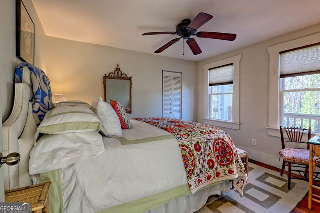 98 Pickett Hill Street, Clayton, GA 30525