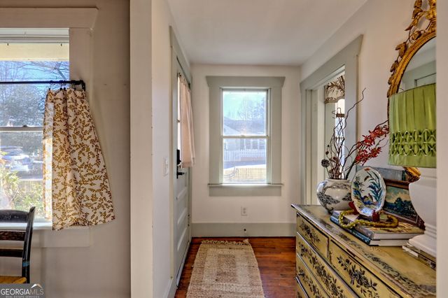 98 Pickett Hill Street, Clayton, GA 30525