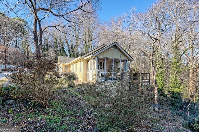 98 Pickett Hill Street, Clayton, GA 30525