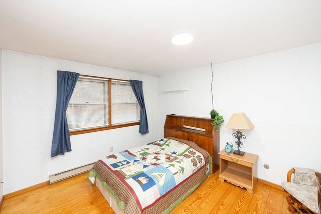 411 Dennison Dr, Southbridge, MA 01550