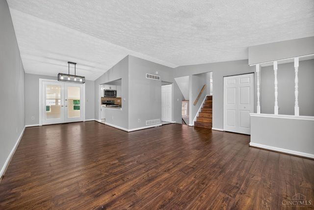 11255 Logenberry Circle, Forest Park, OH 45240