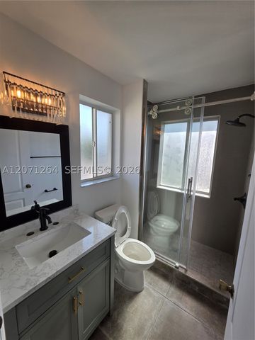 21250 NE 8th Pl 1, Miami, FL 33179