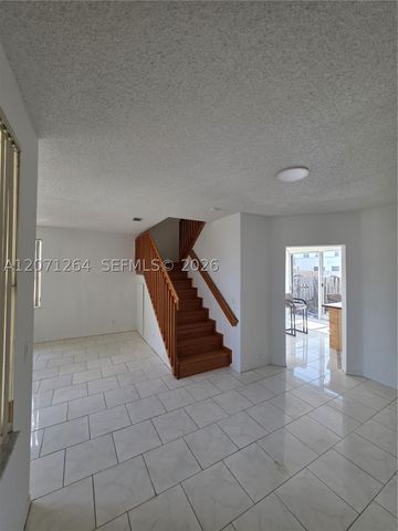 21250 NE 8th Pl 1, Miami, FL 33179