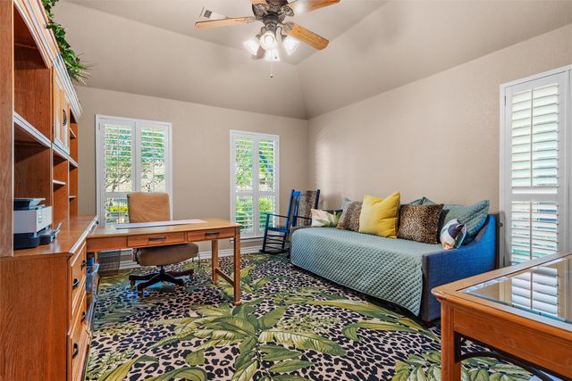 5841 River Meadows Place, Fort Worth, TX 76112