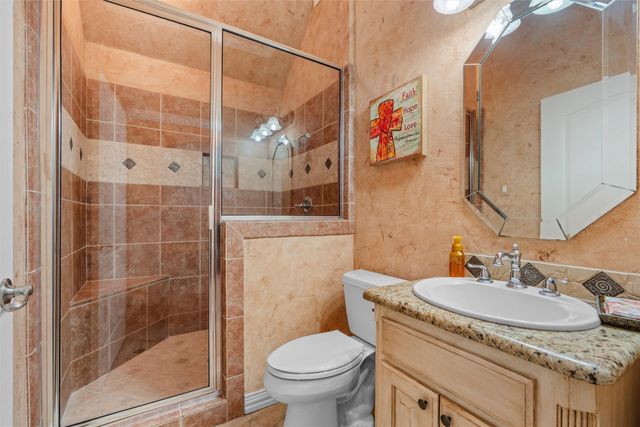 5841 River Meadows Place, Fort Worth, TX 76112