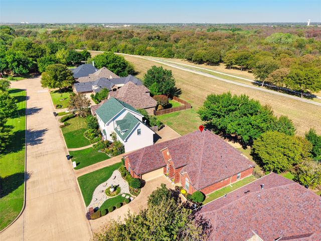 5841 River Meadows Place, Fort Worth, TX 76112