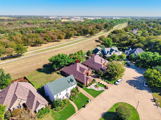 5841 River Meadows Place, Fort Worth, TX 76112