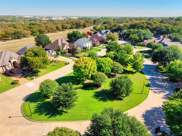 5841 River Meadows Place, Fort Worth, TX 76112