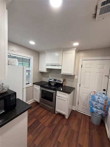1717 Eleanor Street, Lake Charles, LA 70615