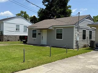 1717 Eleanor Street, Lake Charles, LA 70615
