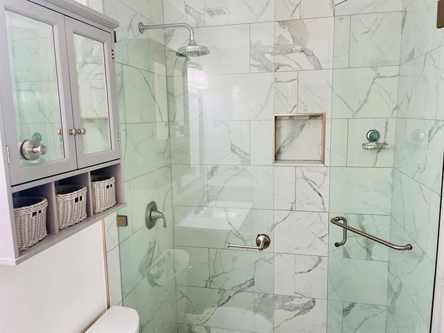 2100 NE 38th Street 142, Lighthouse Point, FL 33064