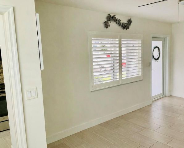2100 NE 38th Street 142, Lighthouse Point, FL 33064