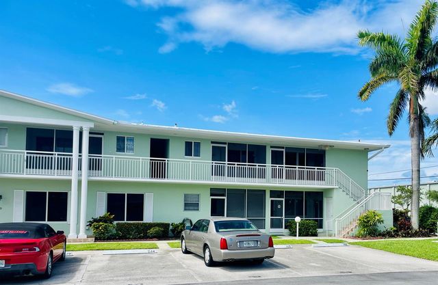 2100 NE 38th Street 142, Lighthouse Point, FL 33064